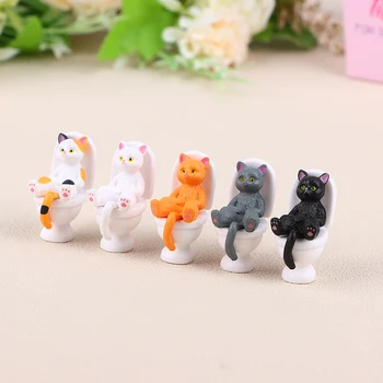 1Pc Тоалетна серия миниатюрни котка фигурка сладък дълготраен котка статуя хубаво търси за офис мини куклена къща декорация