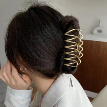 2023 Нови жени метален нокът за коса злато сребро кухи геометрични клипове за коса Елегантна лента за глава реколта фиба мода аксесоари за коса