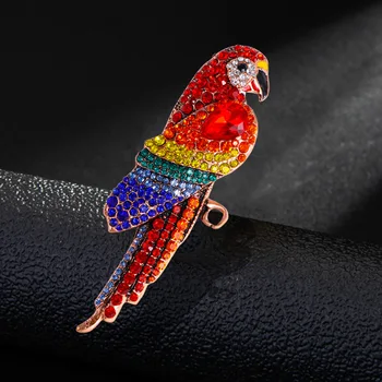 SKEDS мода жени мъже разкошен кристал папагал птица брошки значки реколта луксозни унисекс кристал парти банкет щифтове корсаж