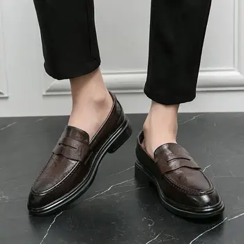 Есен Мъжки обувки Спорт и свободно време Черен британски стил Бизнес Мъжки кожени обувки Естествена кожа Висококачествена ниска горна част Martin
