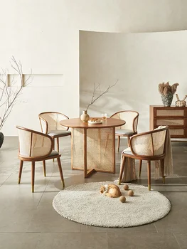 Комбинация от маса за хранене и стол от масивно дърво, креативен японски домашен ресторант, комбинация от хотелска трапезария и стол