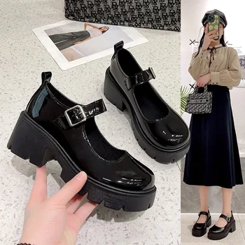 Пролет 2023 Малки кожени обувки жени пролет стил френски заоблен край дебела подметка висока японски дизайн чувство единични обувки