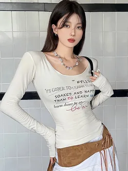Реколта графити печат риза жени дълъг ръкав Y2k ретро кроп върховете улично облекло корейски стил тениски 2000s есен